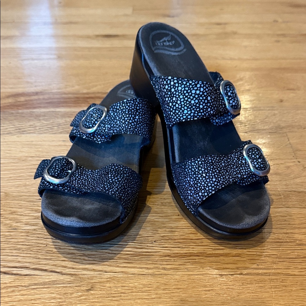 Dansko Women's Shagreen Sophie
Leather Blue Patterned Mules, Slides, Wedges
